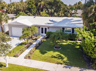 8 Wellesley Dr, Lake Worth, FL 33460