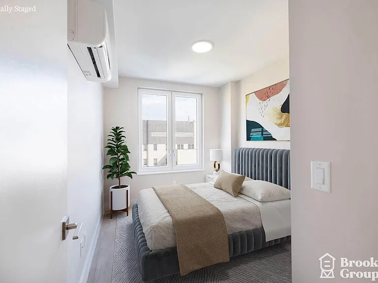 1711 Hancock St #508 — Photo 4