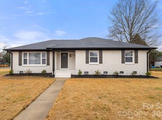 1527 Fieldcrest Cir, Rock Hill, SC 29732