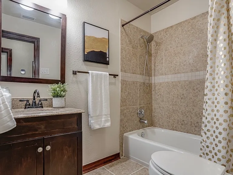 310 Salem Dr #1 — Photo 29