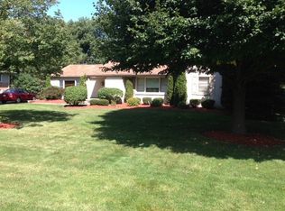 19 Marberry Dr, Prospect Heights, IL