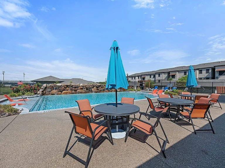 Pool Prairie Gate Community