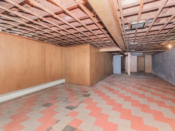 2367 East 28th Street image 18 of 22