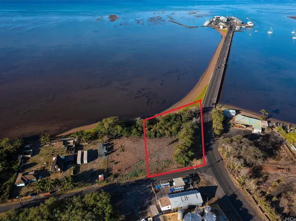 125 Kaunakakai Pl, Kaunakakai, HI 96748