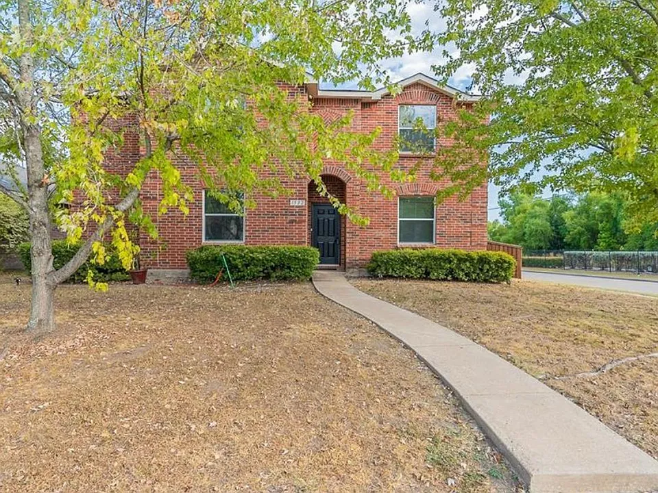 1532 Golden Grass Dr