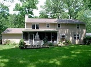 2618 Longwood Dr, Wilmington, DE 19810