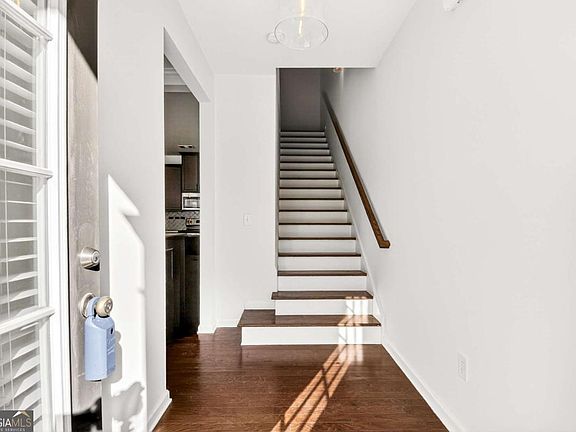 2nd image of 7789 Rutgers Cir