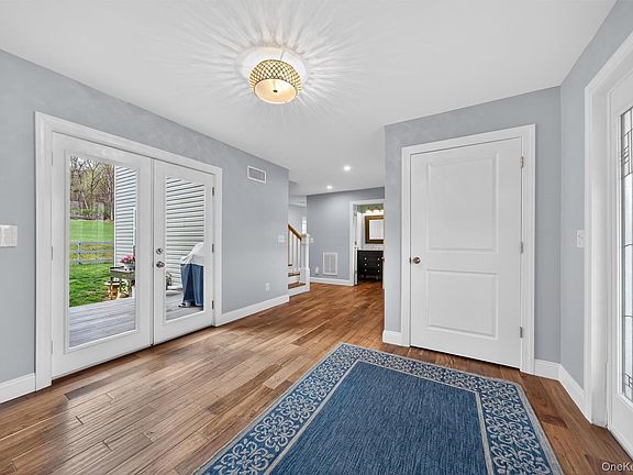 5th image of 22 Reinheimer Road