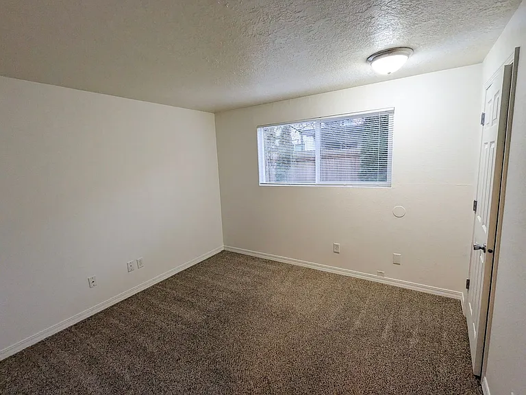 3426-3442 Hadley St NE — Photo 25
