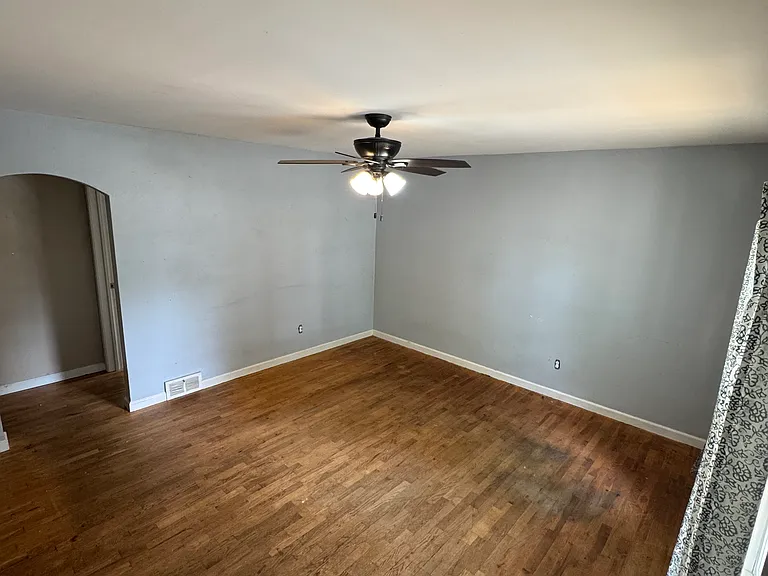 1668 W Homewood Ave — Photo 5