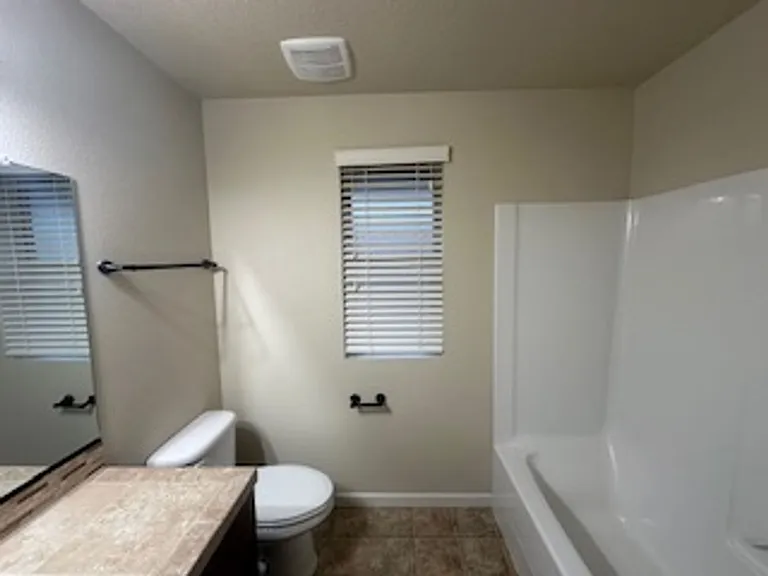 10136 SW Barber St — Photo 31