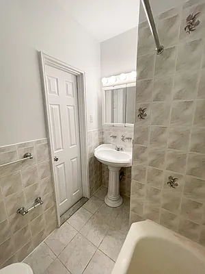 Rented by Urban Real Estate Inc | media 11