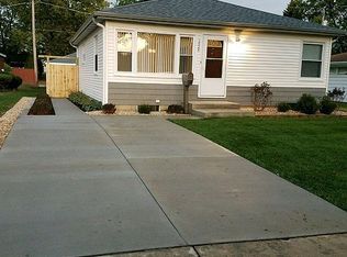 1524 Waverly Pl, Joliet, IL 60435