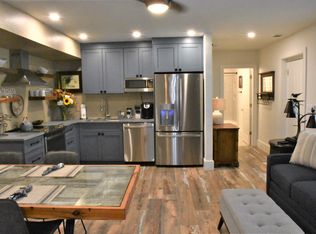14 Elizabeth St, Charleston, SC 29403