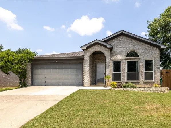 4217 Broken Arrow Rd, Fort Worth, TX 76137