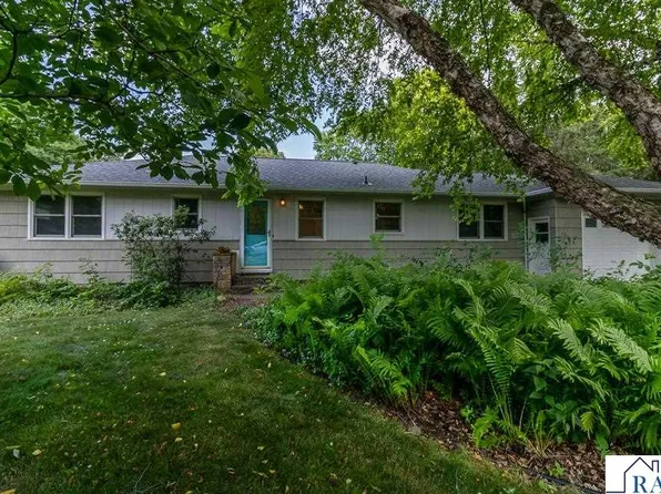 148 S Skyline Dr, Skyline, MN 56001