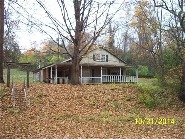 84 Seymour Rd photo 1