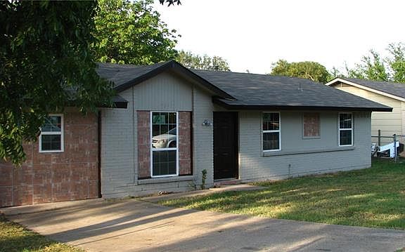 3rd image of 9915 Gulf Palms Dr