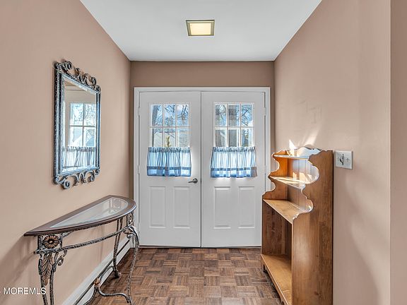3rd image of 676B Buckingham Drive #B
