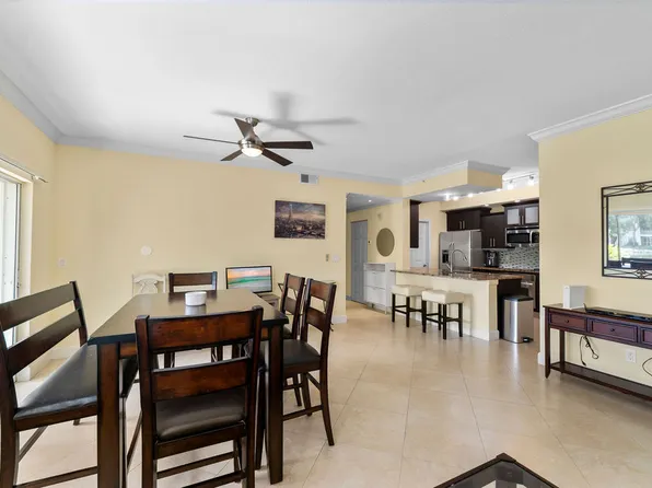 4610 Saint Croix Ln, Naples, FL