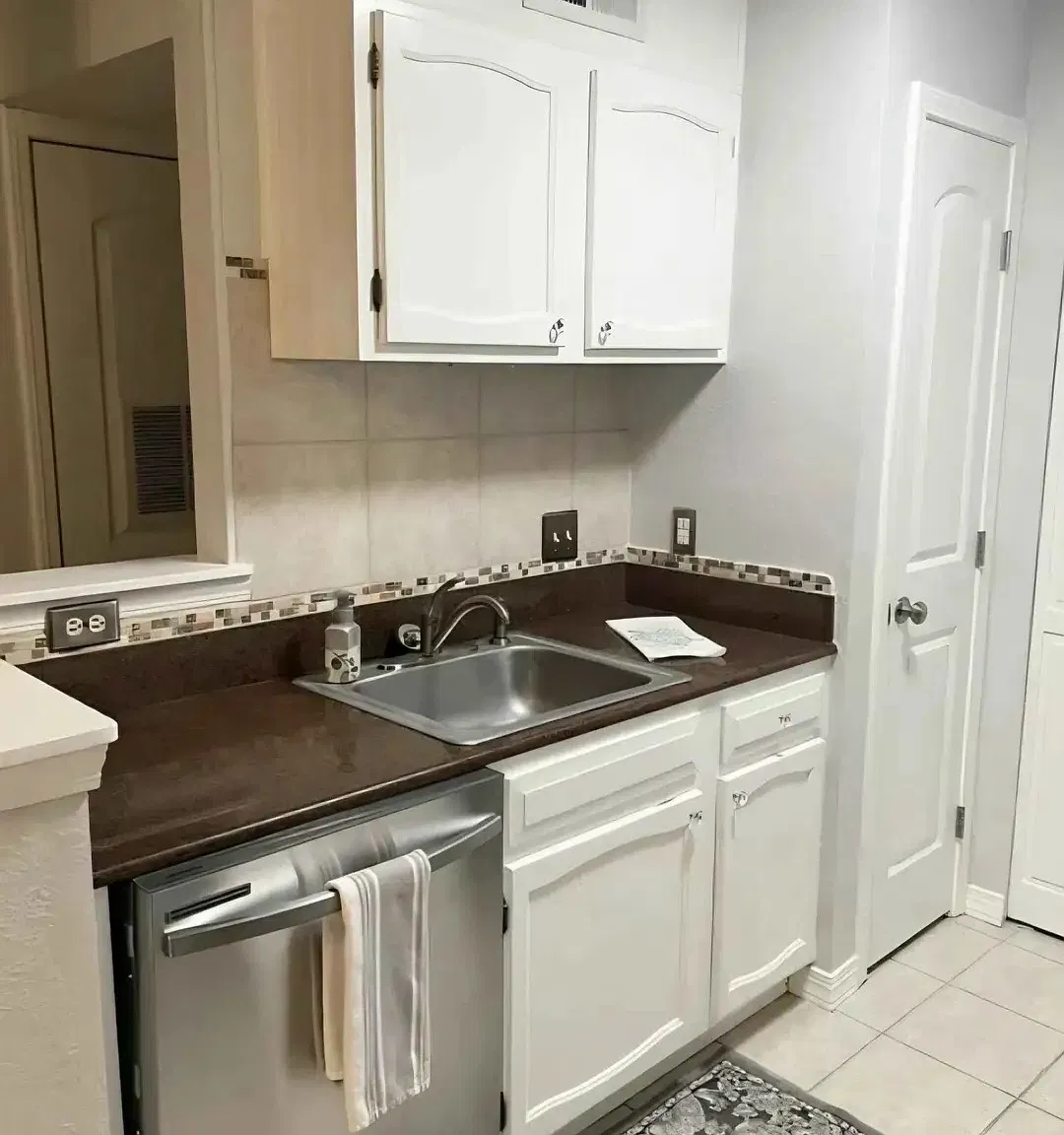 1 bed, $1,390 — Photo 2