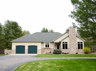 N5410 Collier Rd, New London, WI 54961