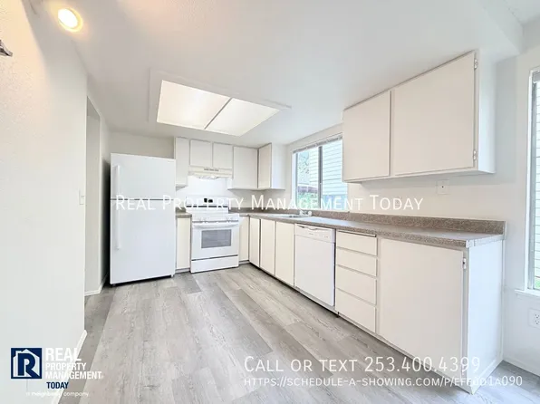 8414 27th St W APT A, University Place, WA 98466