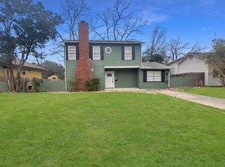 274 E Edgewood Pl, Alamo Heights, TX 78209