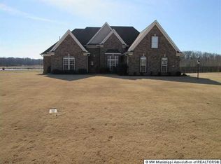 2721 Fountain Gate Dr, Hernando, MS 38632