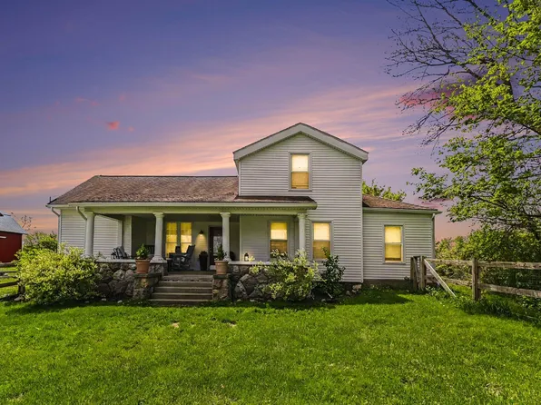 3331 Mauck Rd, Hillsdale, MI 49242