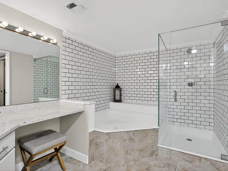 3503 Oaks Way #405 — Photo 7
