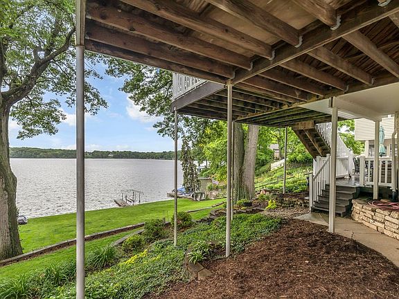 5th image of 45 Oak Ridge Dr