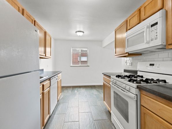 1671 Cook St APT 4