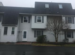 364 Bellevue Ave APT D4, Newport, RI 02840