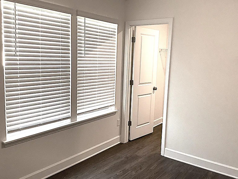 10316 Riverwalk Ct — Photo 14