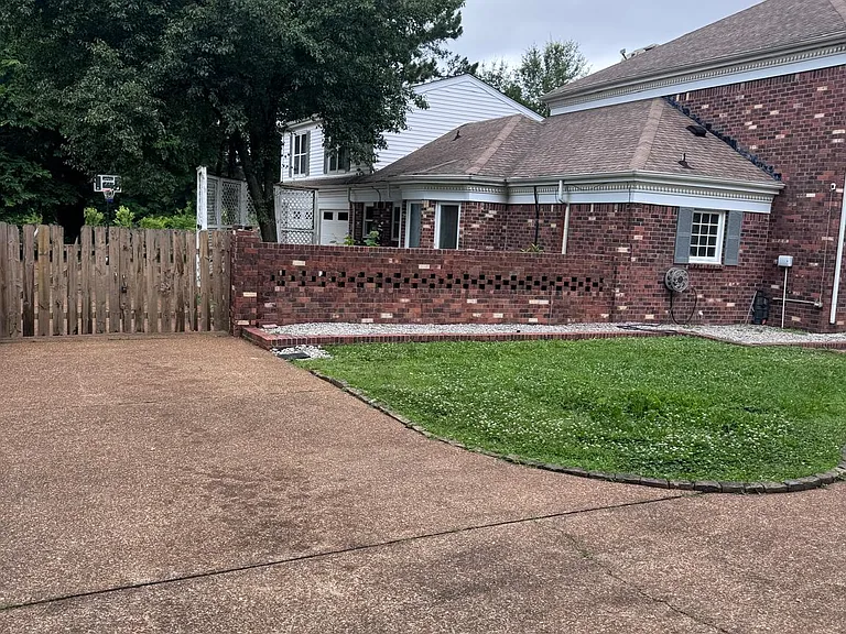 2499 Countrywood Pkwy — Photo 57