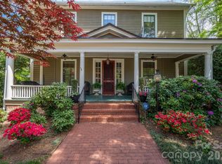 130 N Mulberry St, Statesville, NC 28677