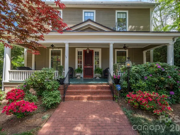 130 N Mulberry St, Statesville, NC 28677