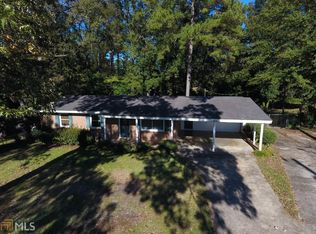 102 Forest Hill Dr, Warner Robins, GA 31088