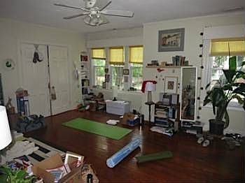 5th image of 1920 Portland Ave APT 4