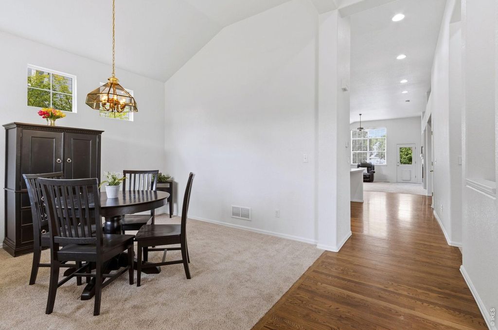 2732 William Neal Pkwy