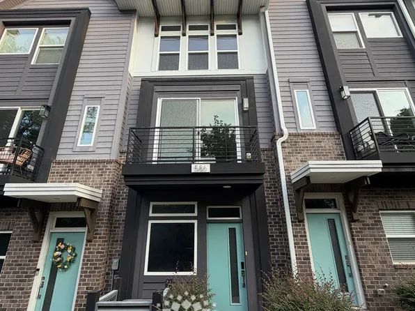 586 W End Dr, Charlotte, NC 28208