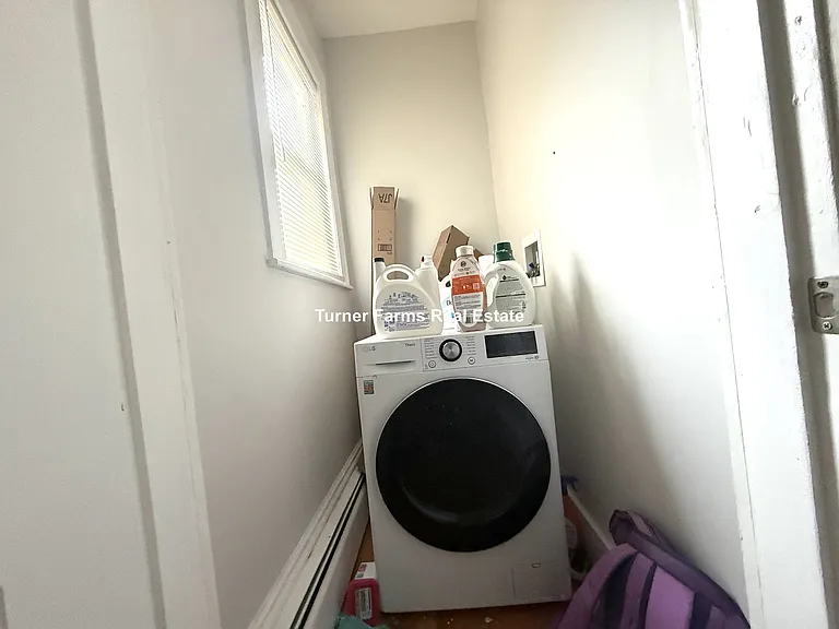 2 Ivaloo St #B6 — Photo 3