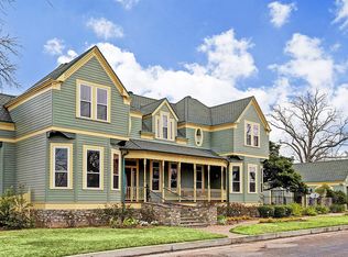 209 W Market St, Fayetteville, TX 78940