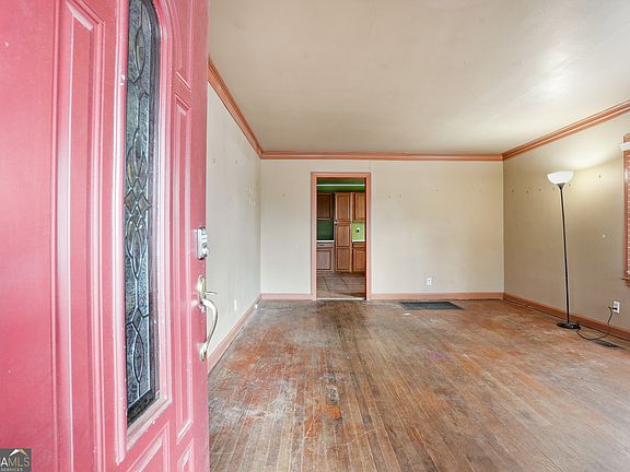 4th image of 630 Clifton Rd SE