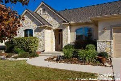 2nd image of 237 English Oaks Cir