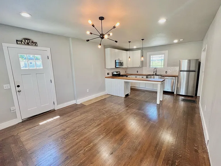 1432 N Denver Ave #B — Photo 7
