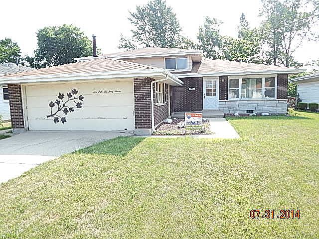 1st image of 15647 Kenwood Ave