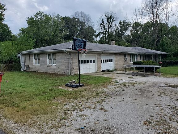 3rd image of 4150 W Douglas Dr W