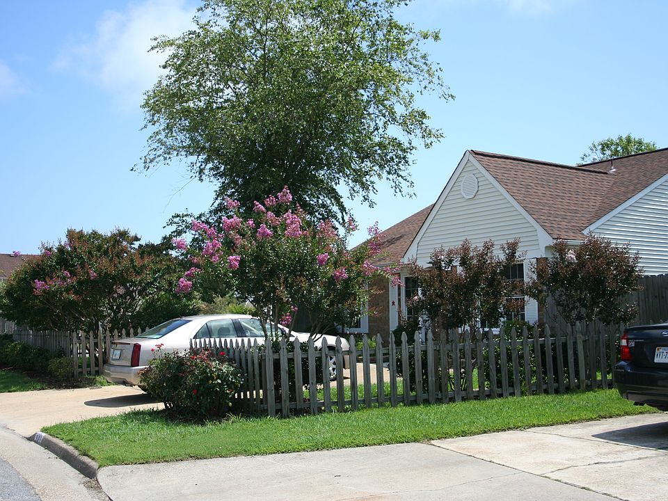 1st image of 901 Pink Star Ct